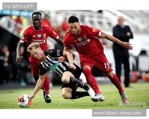 欧冠激战阿森纳大胜利物浦乌龙球成比赛转折点引发全场热议